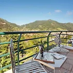 Holiday home Traveller's House