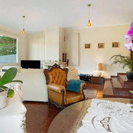 Holiday home Traveller's House Machico (Madeira)