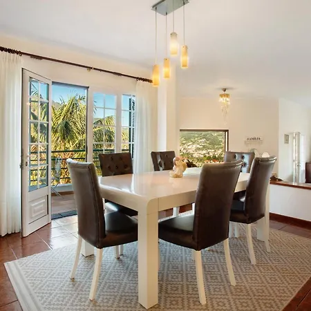 Traveller's House Nyaraló Machico