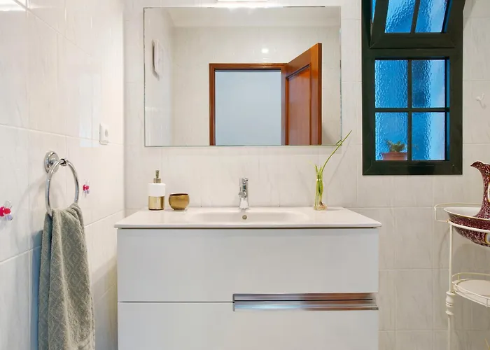 別荘 Traveller's House *